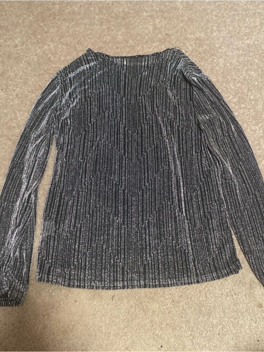 Metallic Silver Ribbed Long-Sleeve Women's Top